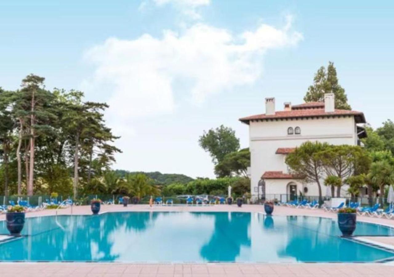 Atlantic Selection - Domaine De Bordaberry - Terrasse & Superbe Piscine Apartment Urrugne Exterior photo