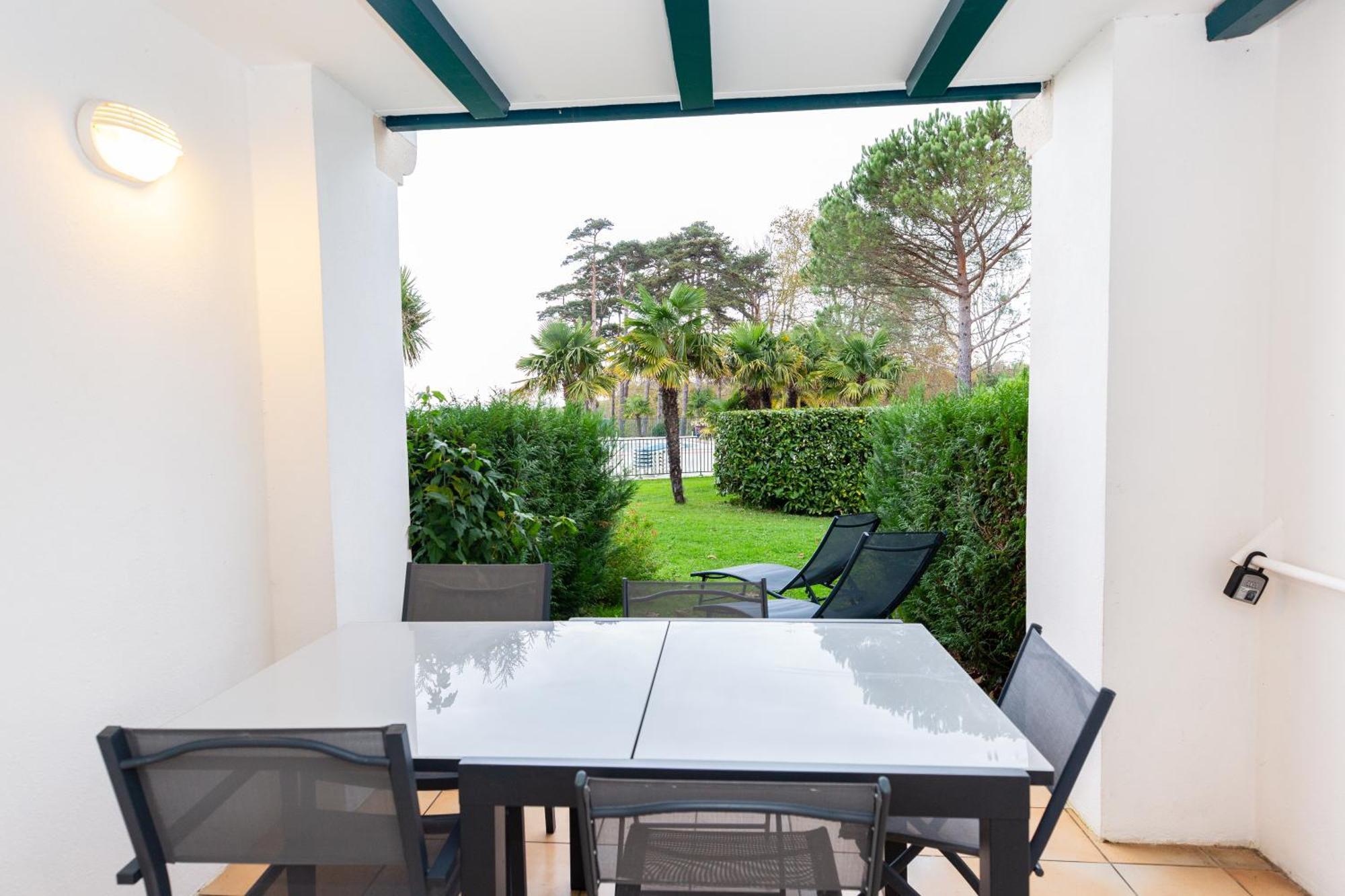 Atlantic Selection - Domaine De Bordaberry - Terrasse & Superbe Piscine Apartment Urrugne Exterior photo